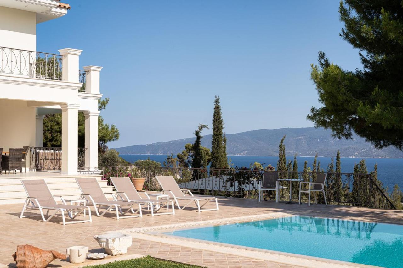 Villa Fantasia Isthmia Bagian luar foto