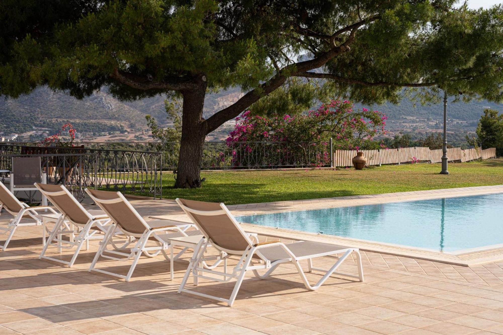 Villa Fantasia Isthmia Bagian luar foto