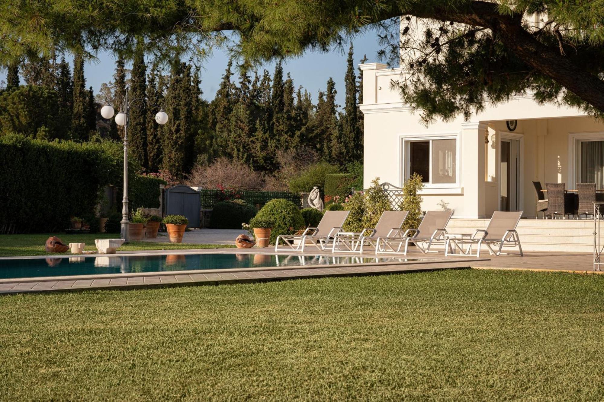 Villa Fantasia Isthmia Bagian luar foto